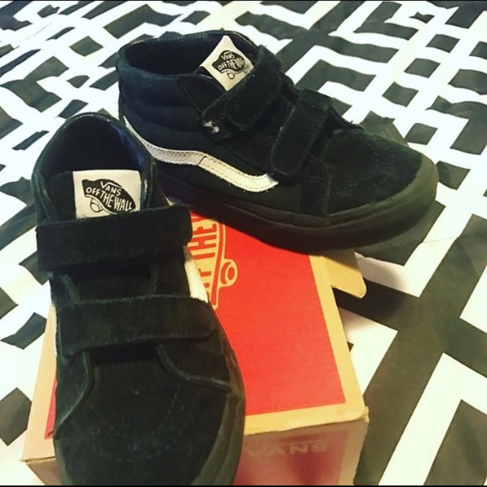 BOYS VANS